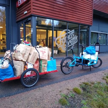 Rudolf the (red nosed?) cargo bike